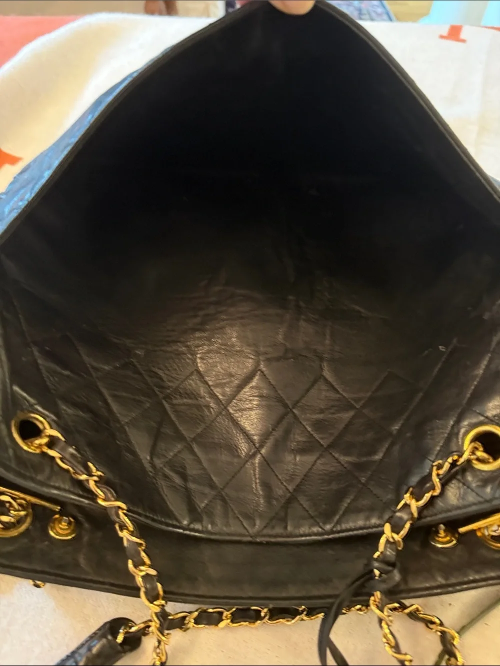 CHANEL Black Quilted Leather Shoulder Bag with Gold Chain late 80s-early 90’s
